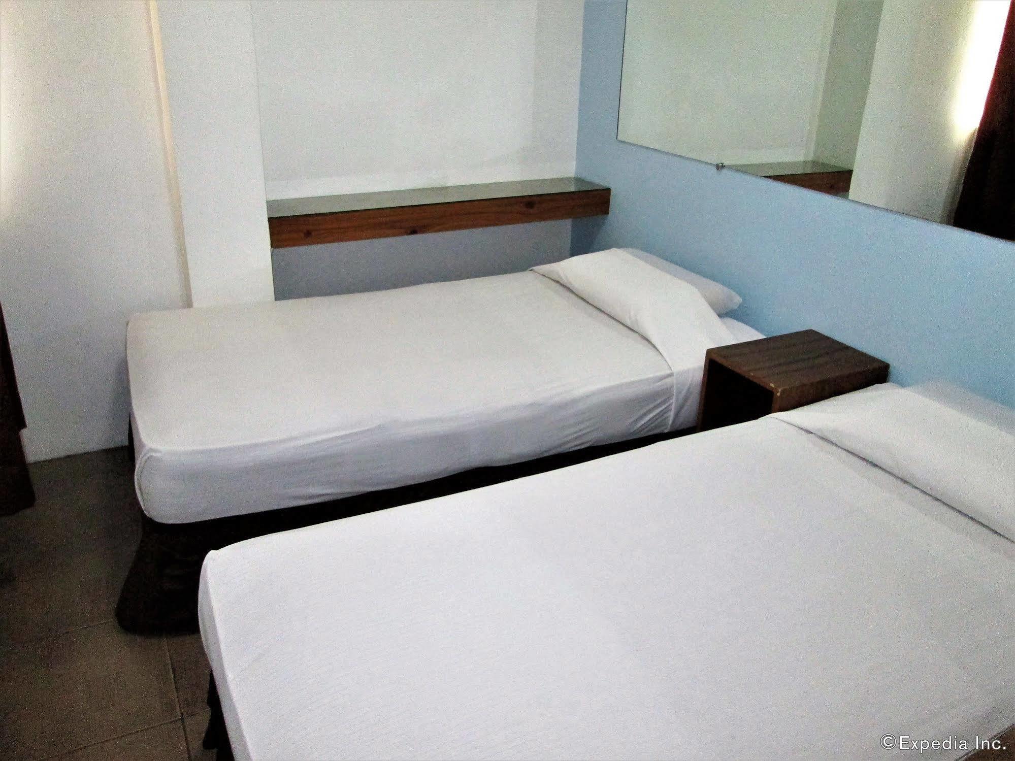 G-Galyx Inn Hotel Cagayan de Oro Exteriör bild