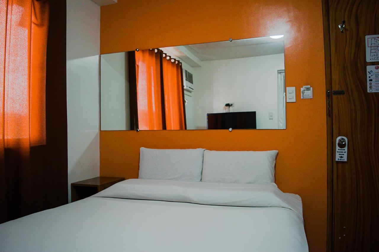 G-Galyx Inn Hotel Cagayan de Oro Rum bild